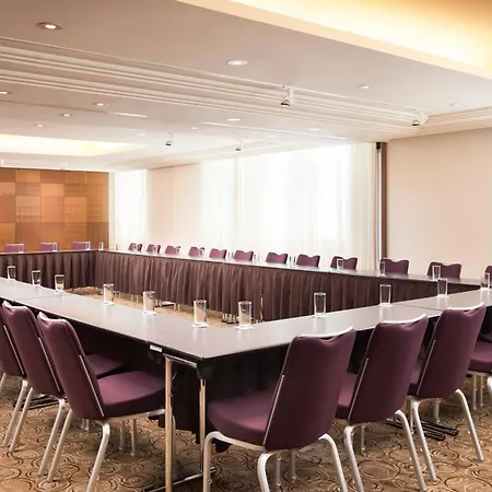 Sheraton 5* Братислава