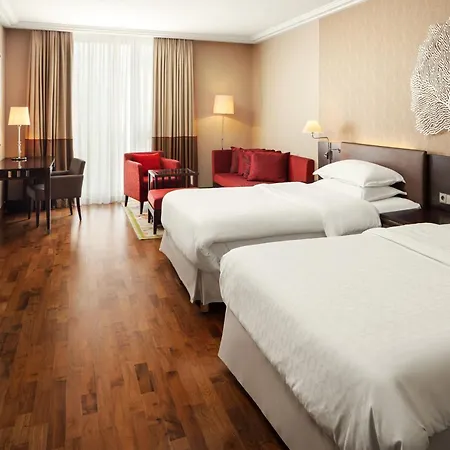 Отель Sheraton