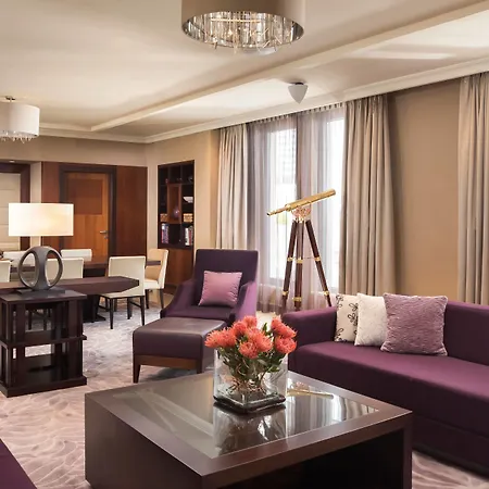 Szálloda Sheraton 5*