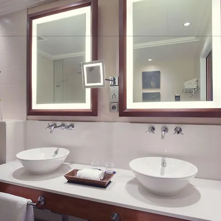 Sheraton 5* Pozsony