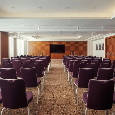 Отель Sheraton Братислава