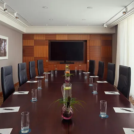 Sheraton 5* Pressburg